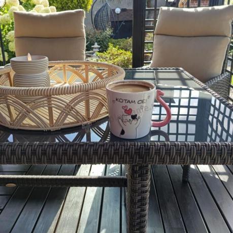 Brązowe eble technorattanowe na 8 osób z wysokimi oparciami Lirata Grande Brown