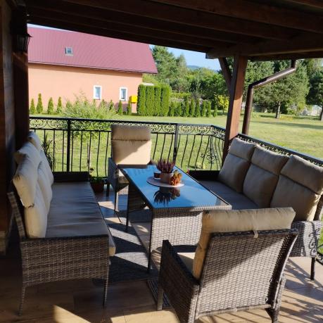 Brązowe eble technorattanowe na 8 osób z wysokimi oparciami Lirata Grande Brown