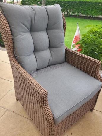 Brązowe meble obiadowe na taras Laritto 8+1 okrągły stół - technorattan