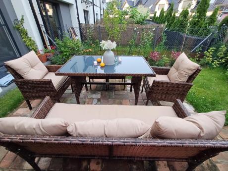 Brązowe meble technorattanowe z wysokim stołem 120cm i sofą Torino Dining