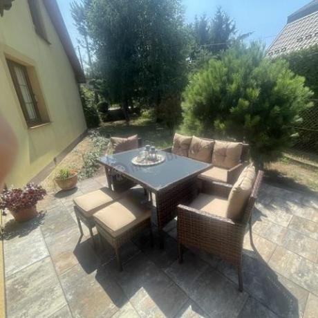 Brązowe meble technorattanowe z wysokim stołem 120cm i sofą Torino Dining