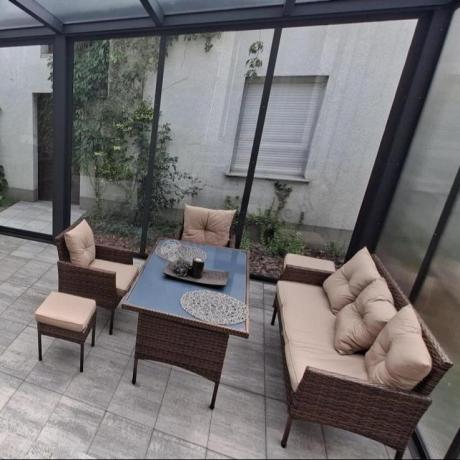 Brązowe meble technorattanowe z wysokim stołem 120cm i sofą Torino Dining