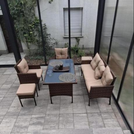 Brązowe meble technorattanowe z wysokim stołem 120cm i sofą Torino Dining
