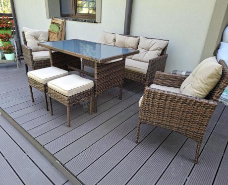 Brązowe meble technorattanowe z wysokim stołem 120cm i sofą Torino Dining