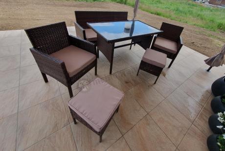 Brązowe meble technorattanowe z wysokim stołem 120cm i sofą Torino Dining