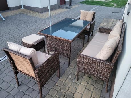 Brązowe meble technorattanowe z wysokim stołem 120cm i sofą Torino Dining