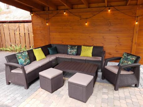 Brązowy narożnik do ogrodu Relly VII ze stołem podnoszonym i fotelem + pufy