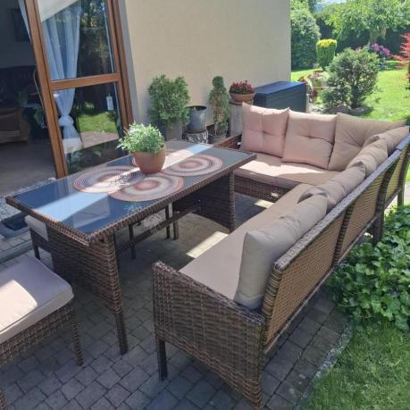 Brązowy narożnik ogrodowy z wysokim stołem 120cm i 3 pufami Torino Corner