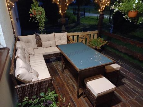 Brązowy narożnik ogrodowy z wysokim stołem 120cm i 3 pufami Torino Corner