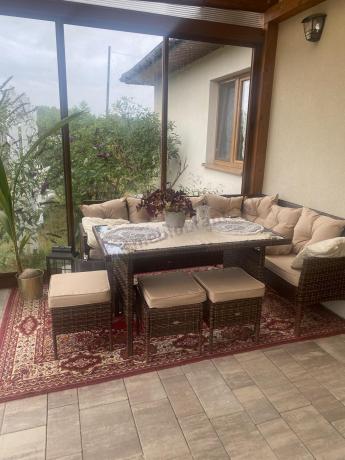 Brązowy narożnik ogrodowy z wysokim stołem 120cm i 3 pufami Torino Corner