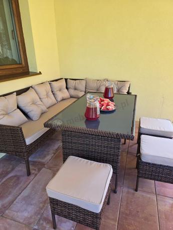 Brązowy narożnik ogrodowy z wysokim stołem 120cm i 3 pufami Torino Corner