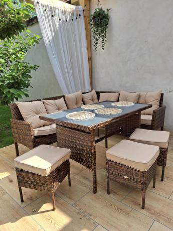 Brązowy narożnik ogrodowy z wysokim stołem 120cm i 3 pufami Torino Corner