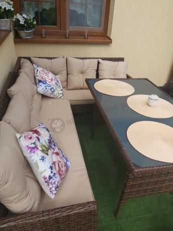 Brązowy narożnik ogrodowy z wysokim stołem 120cm i 3 pufami Torino Corner