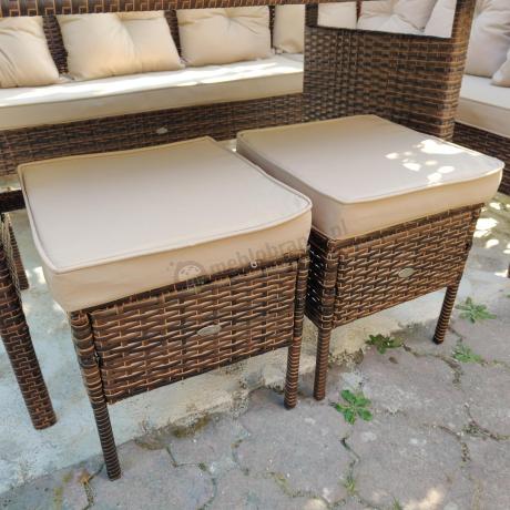 Brązowy narożnik ogrodowy z wysokim stołem 120cm i 3 pufami Torino Corner