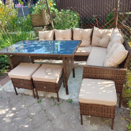 Brązowy narożnik ogrodowy z wysokim stołem 120cm i 3 pufami Torino Corner