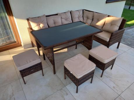 Brązowy narożnik ogrodowy z wysokim stołem 120cm i 3 pufami Torino Corner