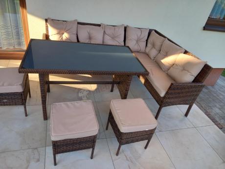 Brązowy narożnik ogrodowy z wysokim stołem 120cm i 3 pufami Torino Corner