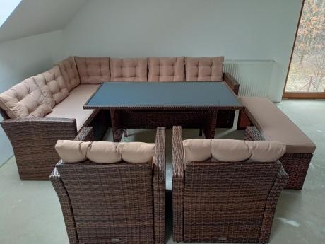 Brązowy narożnik technorattanowy z fotelem i ławką