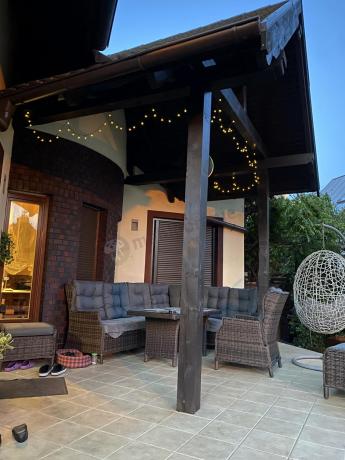 Brązowy narożnik z technorattanu Laritto 251x195cm z wysokim stołem i fotelem - Dark Brown