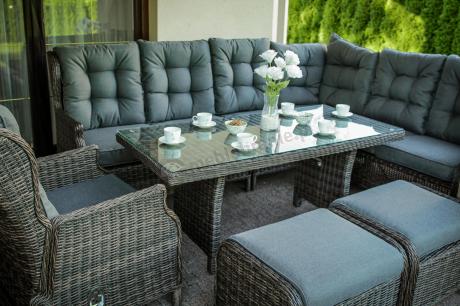 Brązowy narożnik z technorattanu Laritto 251x195cm z wysokim stołem i fotelem - Dark Brown