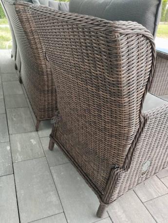 Brązowy narożnik z technorattanu Laritto 251x195cm z wysokim stołem i fotelem - Dark Brown