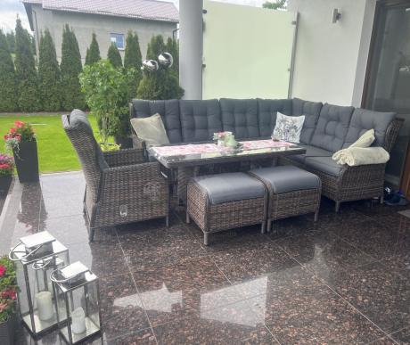 Brązowy narożnik z technorattanu Laritto 251x195cm z wysokim stołem i fotelem - Dark Brown