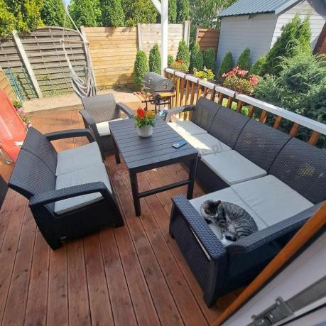 Brązowy zestaw dla 8 osób z narożnikiem, stołem podnoszonym i dwoma fotelami Relly VI