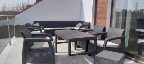 Brązowy zestaw dla 8 osób z narożnikiem, stołem podnoszonym i dwoma fotelami Relly VI