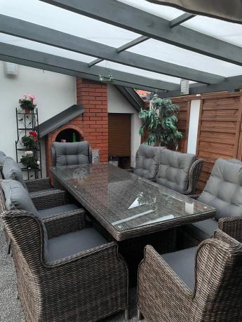 Brązowy zestaw na taras stół 220cm i 8 foteli technorattanowych Laritto