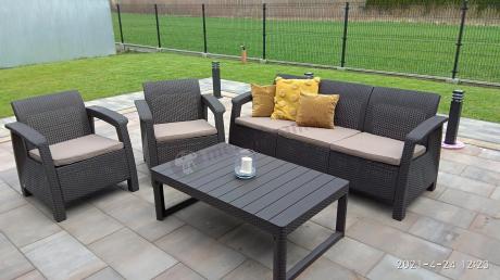 Brązowy zestaw ogrodowy dla 5 osób