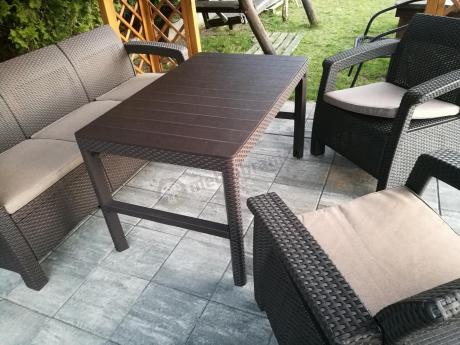 Brązowy zestaw ogrodowy dla 5 osób