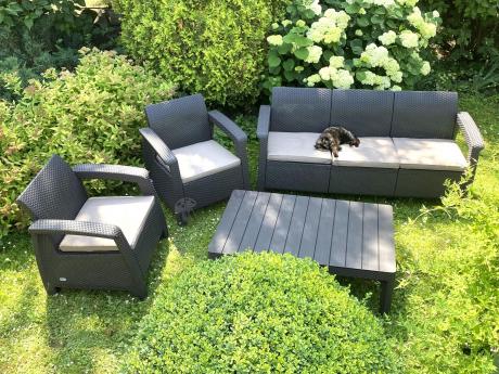 Brązowy zestaw ogrodowy dla 5 osób