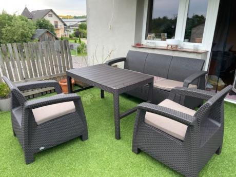 Brązowy zestaw ogrodowy dla 5 osób