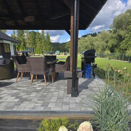 Brązowy zestaw ogrodowy ze stołem obiadowym 220cm i 8 fotelami technorattanowymi Tonitto Dining 8+1