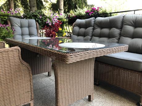 Brązowy zestaw technorattanowy tarasowy Laritto Dining + pufy - Brown