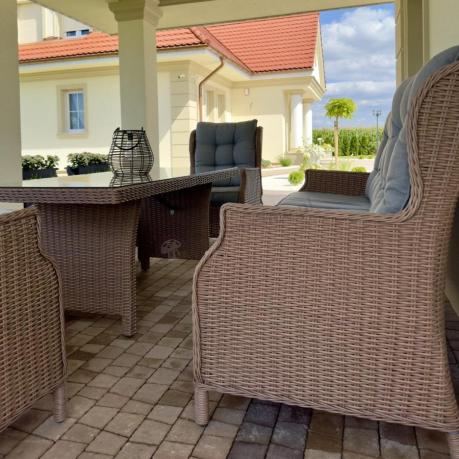 Brązowy zestaw technorattanowy tarasowy Laritto Dining + pufy - Brown