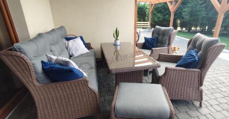 Brązowy zestaw technorattanowy tarasowy Laritto Dining + pufy - Brown