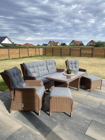 Brązowy zestaw technorattanowy tarasowy Laritto Dining + pufy - Brown