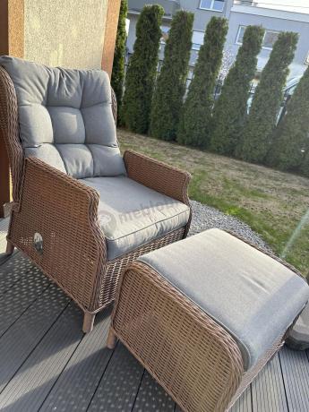 Brązowy zestaw technorattanowy tarasowy Laritto Dining + pufy - Brown