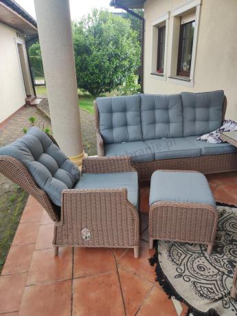 Brązowy zestaw technorattanowy tarasowy Laritto Dining + pufy - Brown