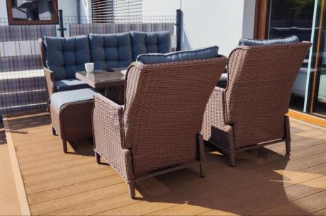 Brązowy zestaw technorattanowy tarasowy Laritto Dining + pufy - Brown