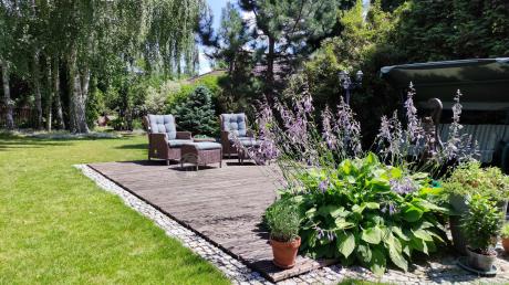 Brązowy zestaw wypoczynkowy z technorattanu z funkcją Relax Laritto Duo - Brown