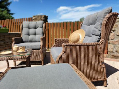 Brązowy zestaw wypoczynkowy z technorattanu z funkcją Relax Laritto Duo - Brown