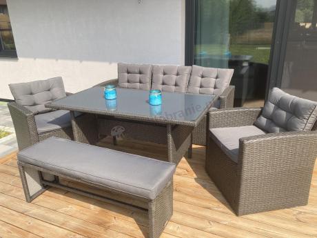 Ciemnoszare meble do ogrodu