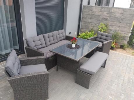 Ciemnoszare meble do ogrodu