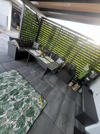 Ciemnoszary narożnik tarasowy z technorattanu Topiano Plus Antracite