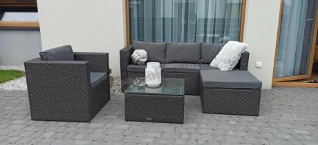 Ciemnoszary zestaw mebli ogrodowych ze stolikiem kawowym