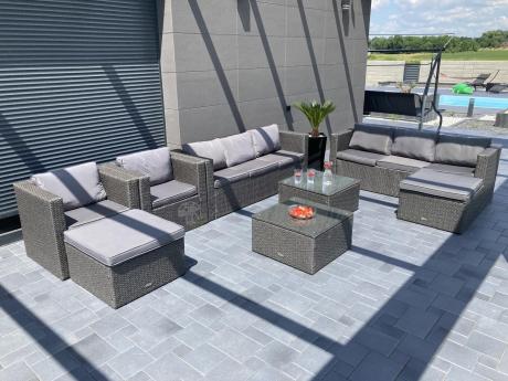 Ciemnoszary zestaw mebli ogrodowych ze stolikiem kawowym