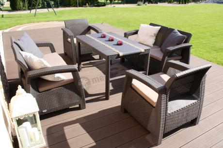 Brązowy zestaw ogrodowy z regulowanym stolikiem