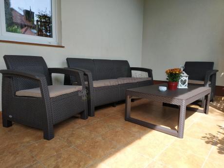 Brązowy zestaw ogrodowy dla 5 osób